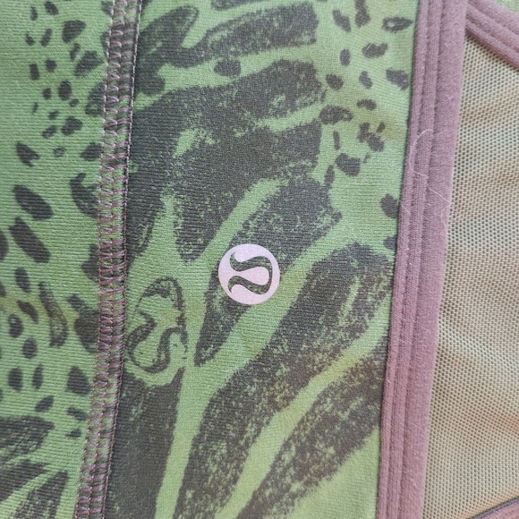 Lululemon 12 Deep-V Surplice Floral Tank Green Racerback Vented Workout Yoga Top - Picture 8 of 11